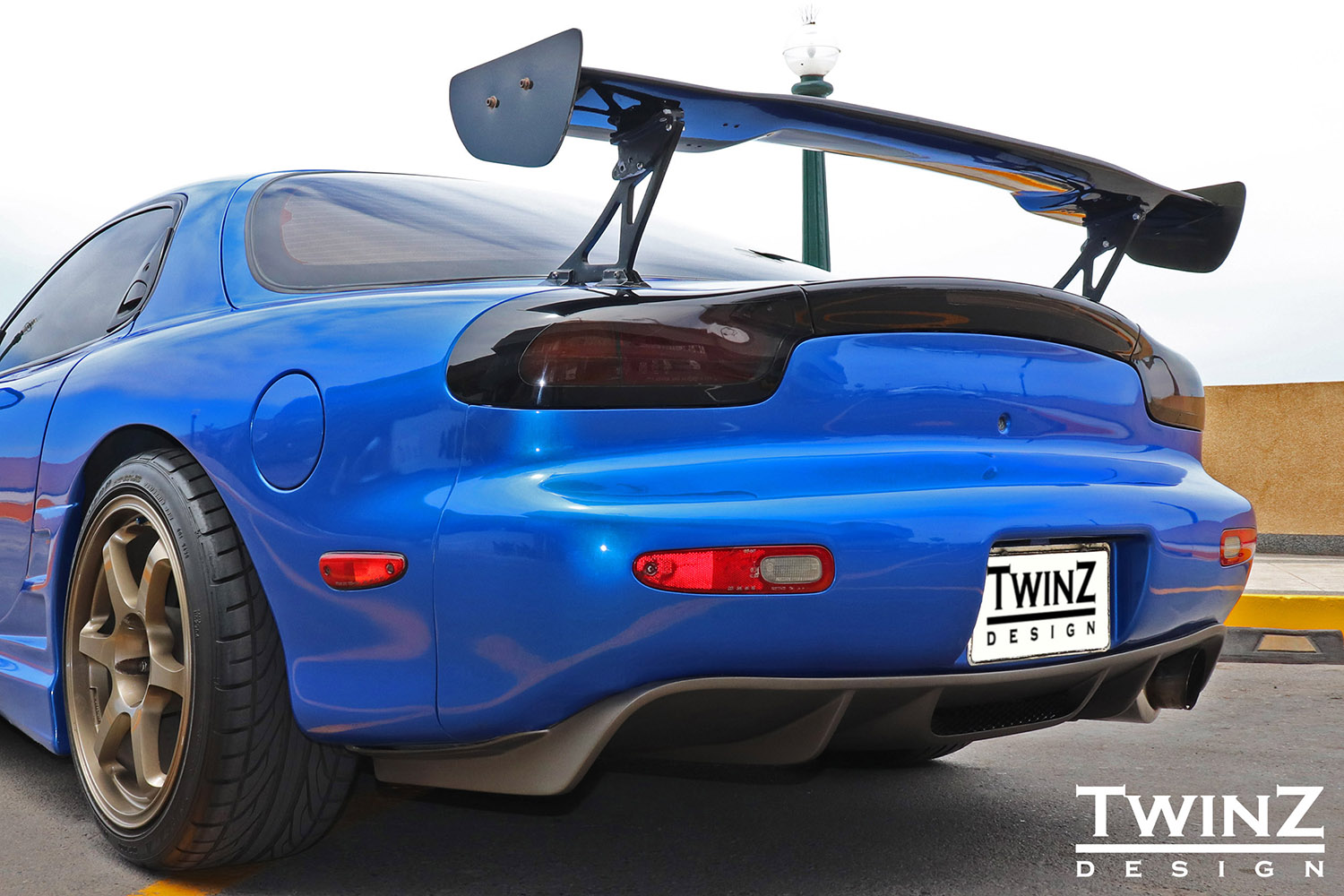 RX7 Rear Diffuser Type 1 (for OEM bumper) Twinz Design